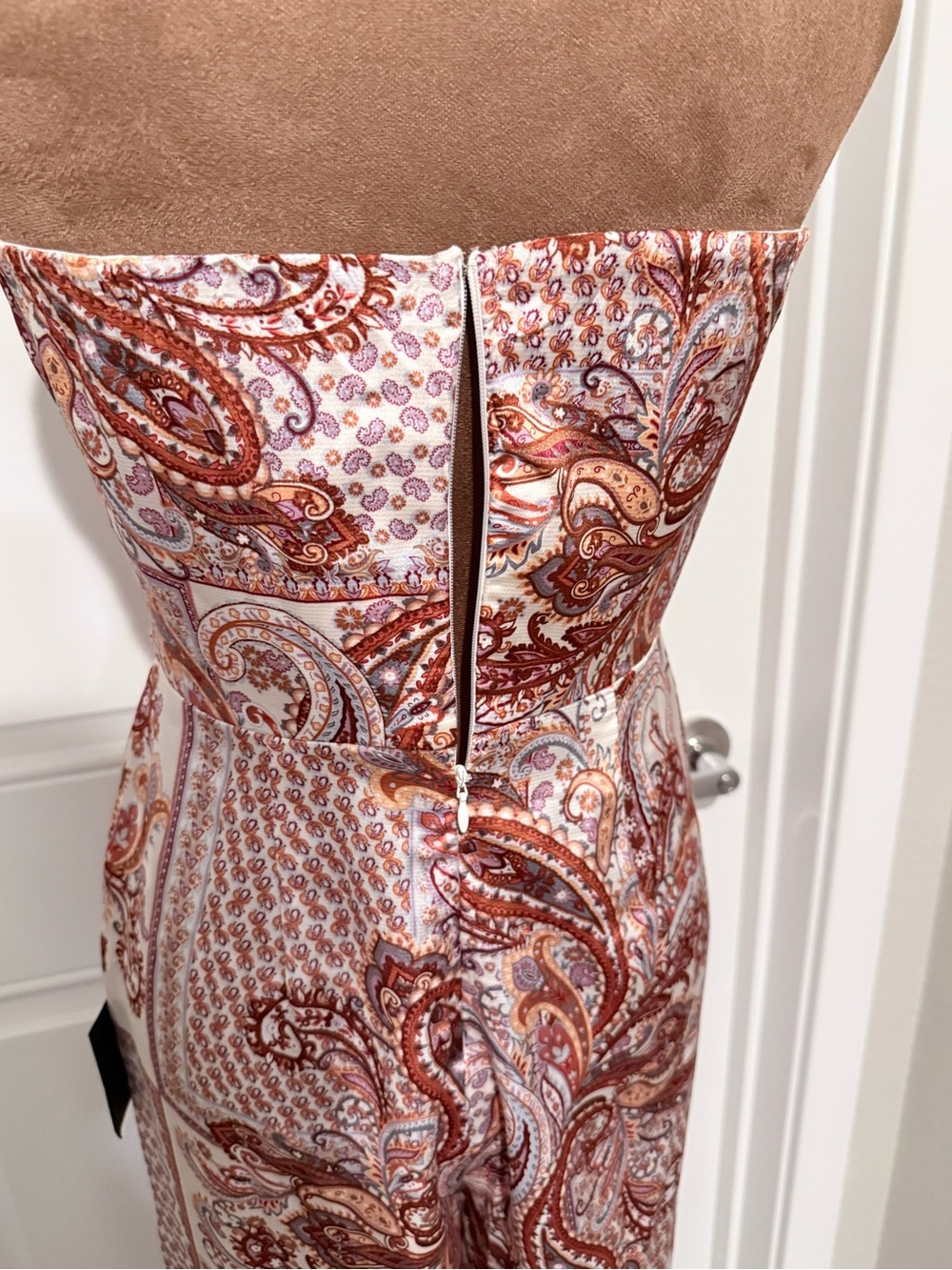 NWT Lulu’s Paisley Strapless Wide Leg Jumpsuit Size S Boho Palazzo Romper - Picture 6 of 9